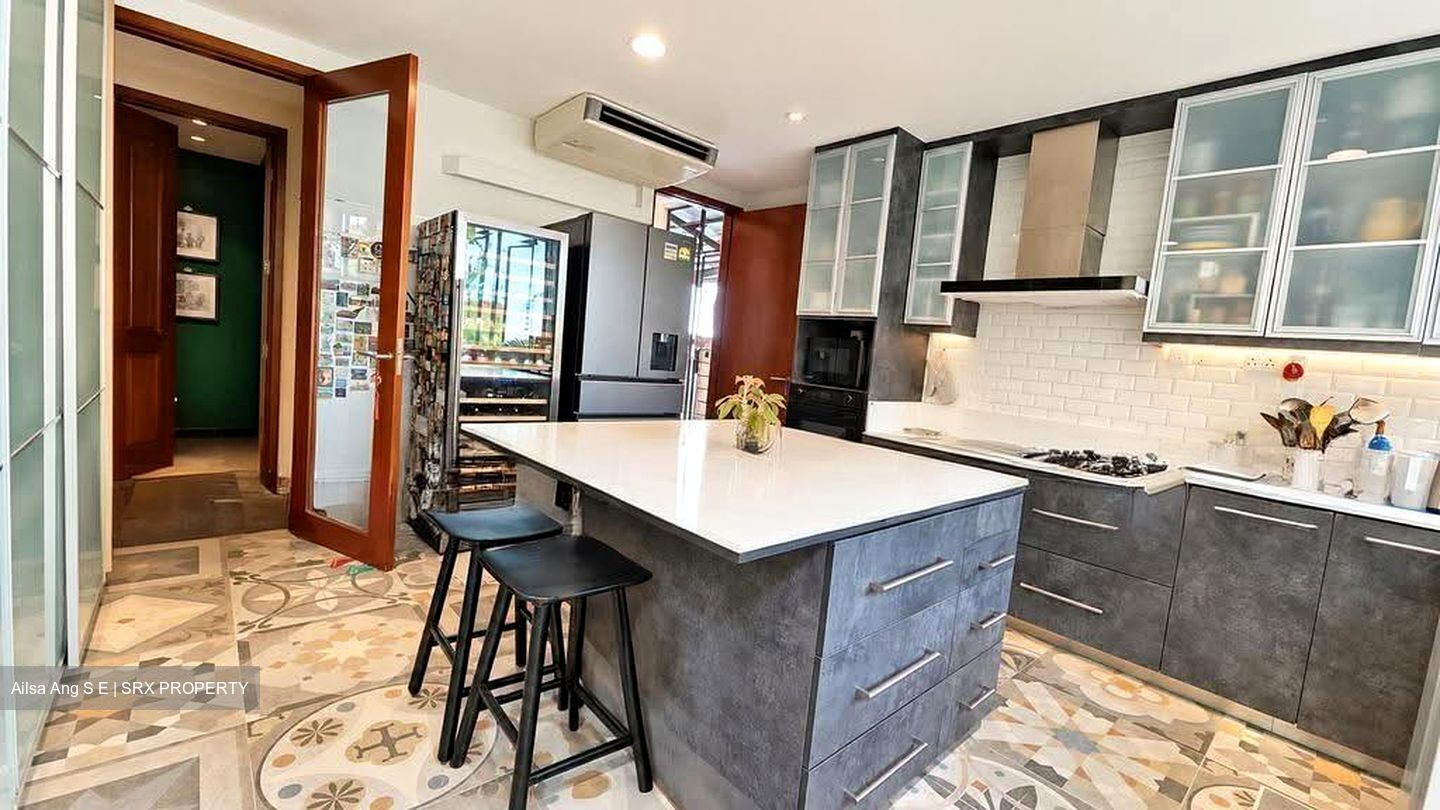 Jalan Kembangan (D14), Semi-Detached #616535831
